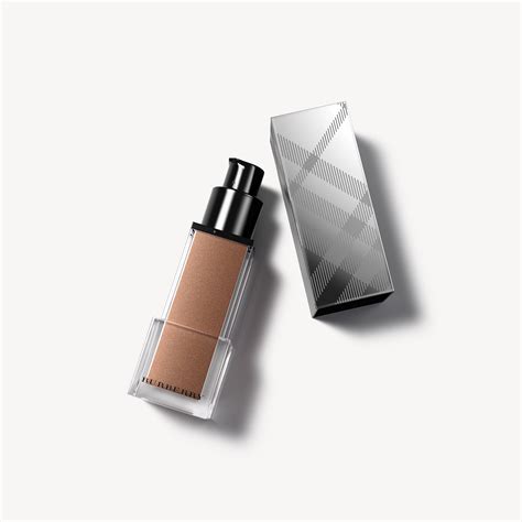 burberry fresh glow golden radiance|Burberry Fresh Glow Luminous Fluid Base .